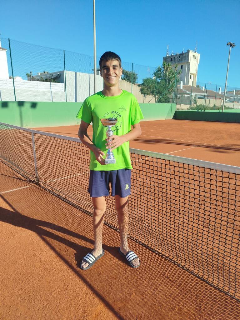 campeon cadete.jpg